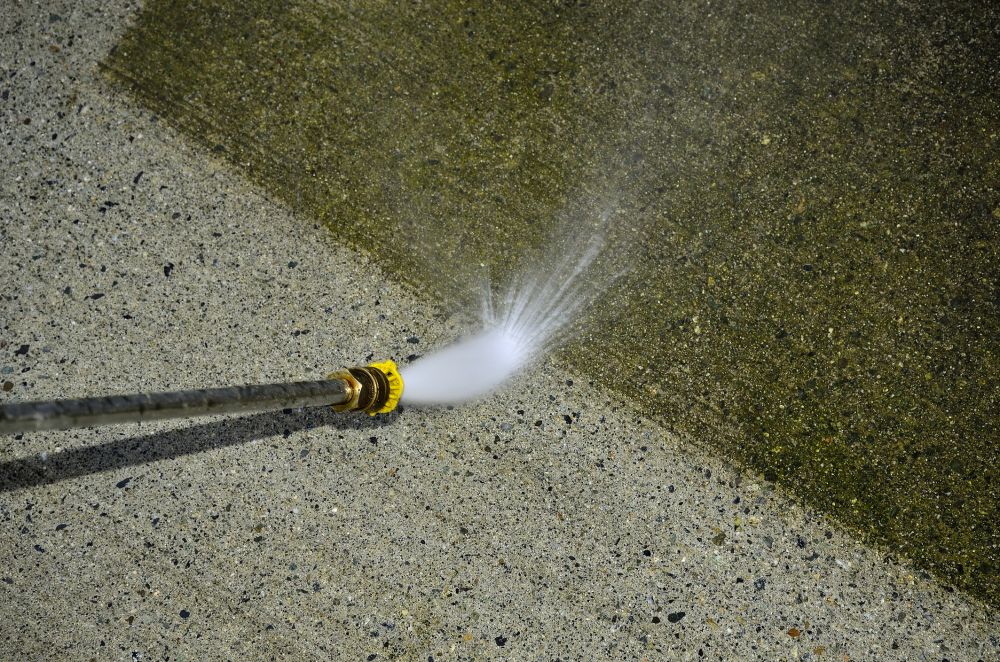 Sidewalk Powerwashing - Sidewalk Powerwashing Topeka, Kansas